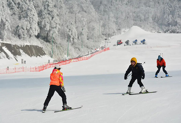 2024杭州大明山滑雪冬令营（5天）