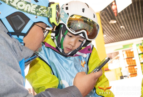 【超级实践家冬令营】2024超级冰雪健儿滑雪冬令营（5天）