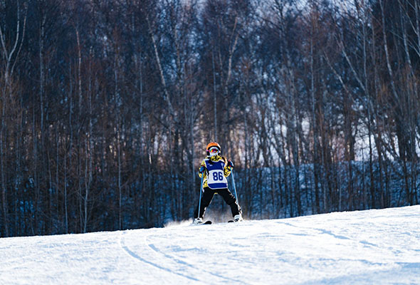 2025/26河北崇礼云顶滑雪冬令营（6天）1:3五星酒店住宿
