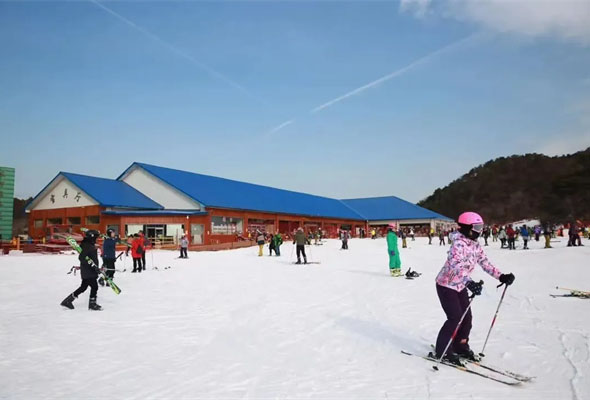 【童行悦冬令营】2026河北唐山玉龙湾滑雪冬令营(3天) 【童行悦冬令营】2026河北唐山玉龙湾滑雪冬令营(3天)