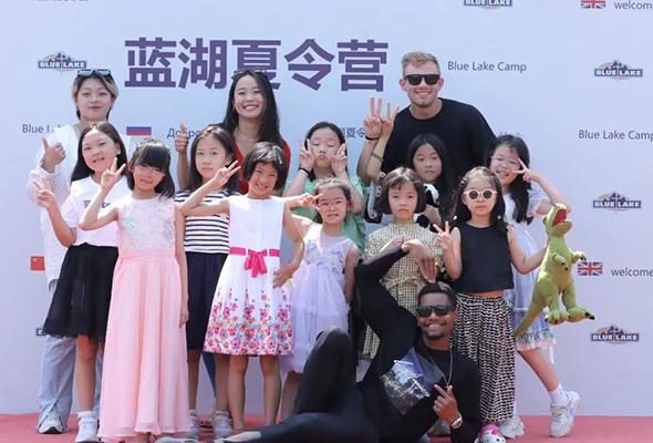 2026上海迪士尼外教双语冬令营(5天) 2026上海迪士尼外教双语冬令营(5天)