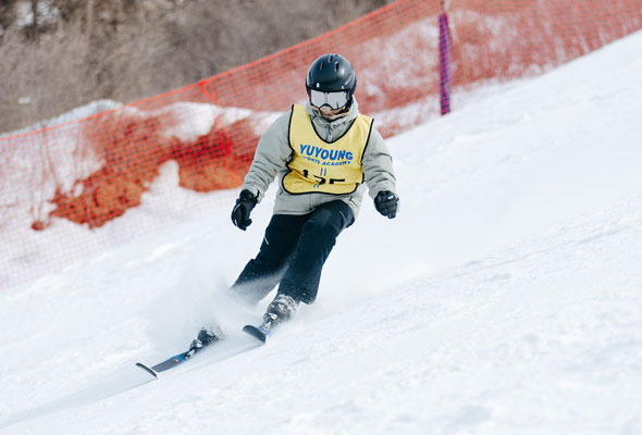 2026河北崇礼翠云山·冰雪进阶滑雪冬令营(6天)单双板1:1 四钻酒店 2026河北崇礼翠云山·冰雪进阶滑雪冬令营(6天)单双板1:1 四钻酒店