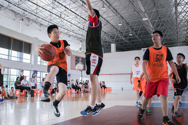 上海暑假篮球夏令营
