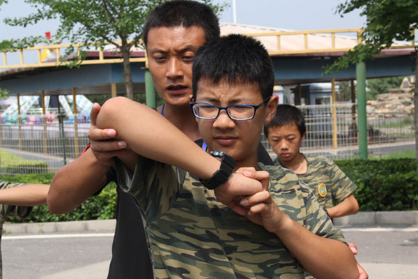 上海中学生军旅夏令营