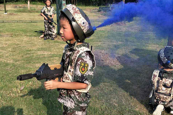 上海儿童军训夏令营多少钱