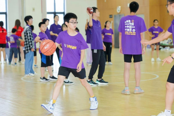 英语冬令营怎么选择？这两家机构闭眼入