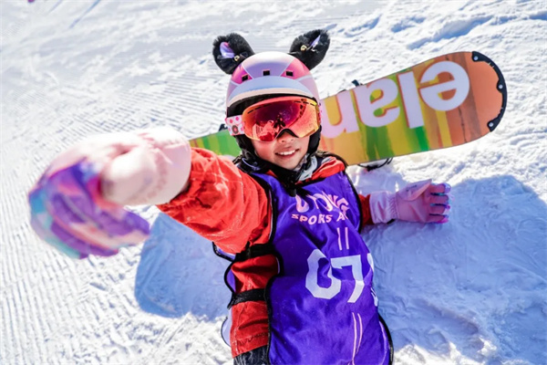 滑雪冬令营哪家好？详细推荐看完