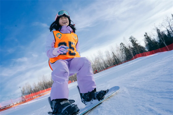 湖北滑雪冬令营哪家好？推荐热门活动推荐