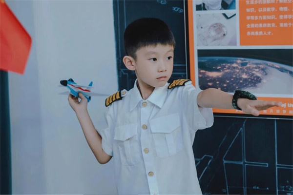 航空冬令营有些什么？比较有名的两家机构介绍