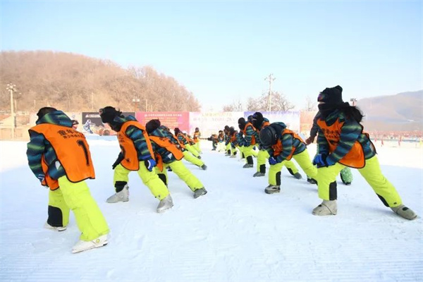 沈阳滑雪冬令营有好的吗？两家有名滑雪品牌推荐