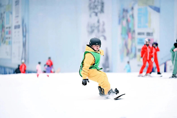 中学生参加四川滑雪，营地推荐！